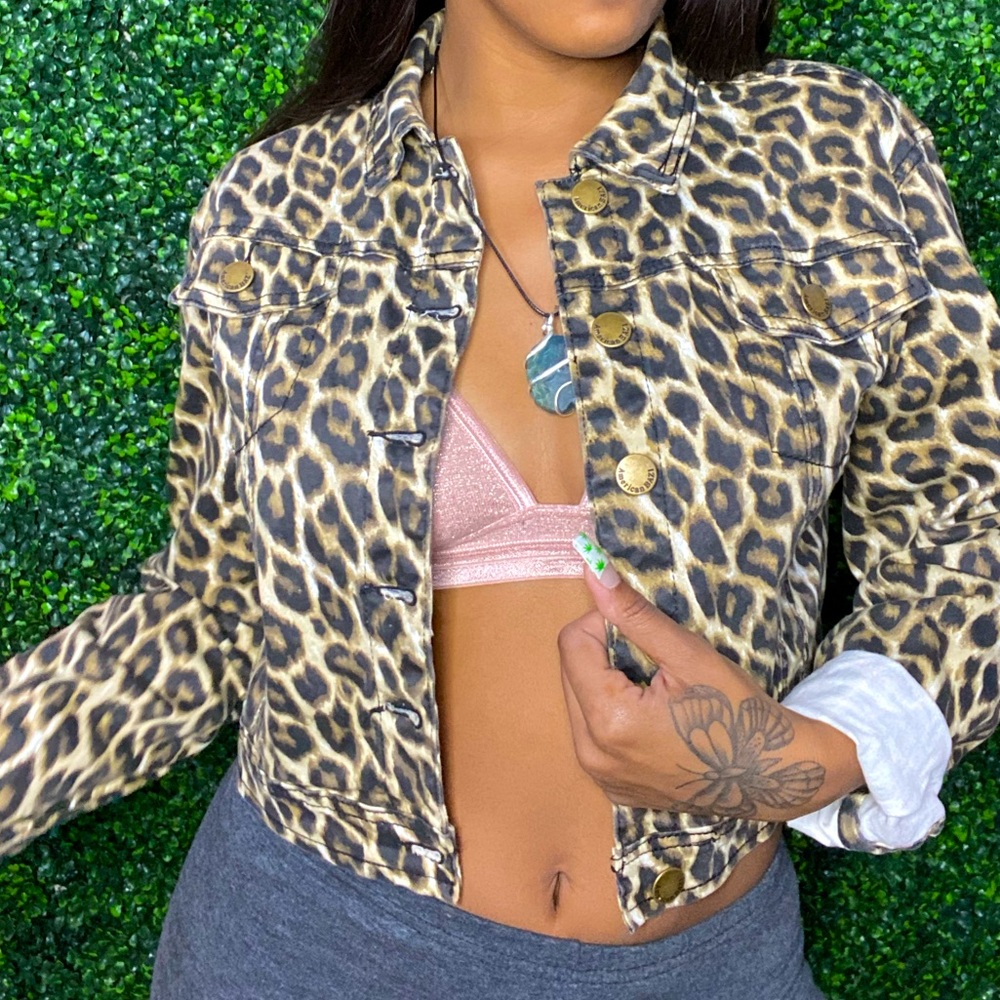 American BAZI Cheetah Print Jacket